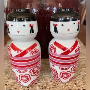 VTG Kokeshi Kikkoman Japanese Sake Decanters Porcelain w Labels